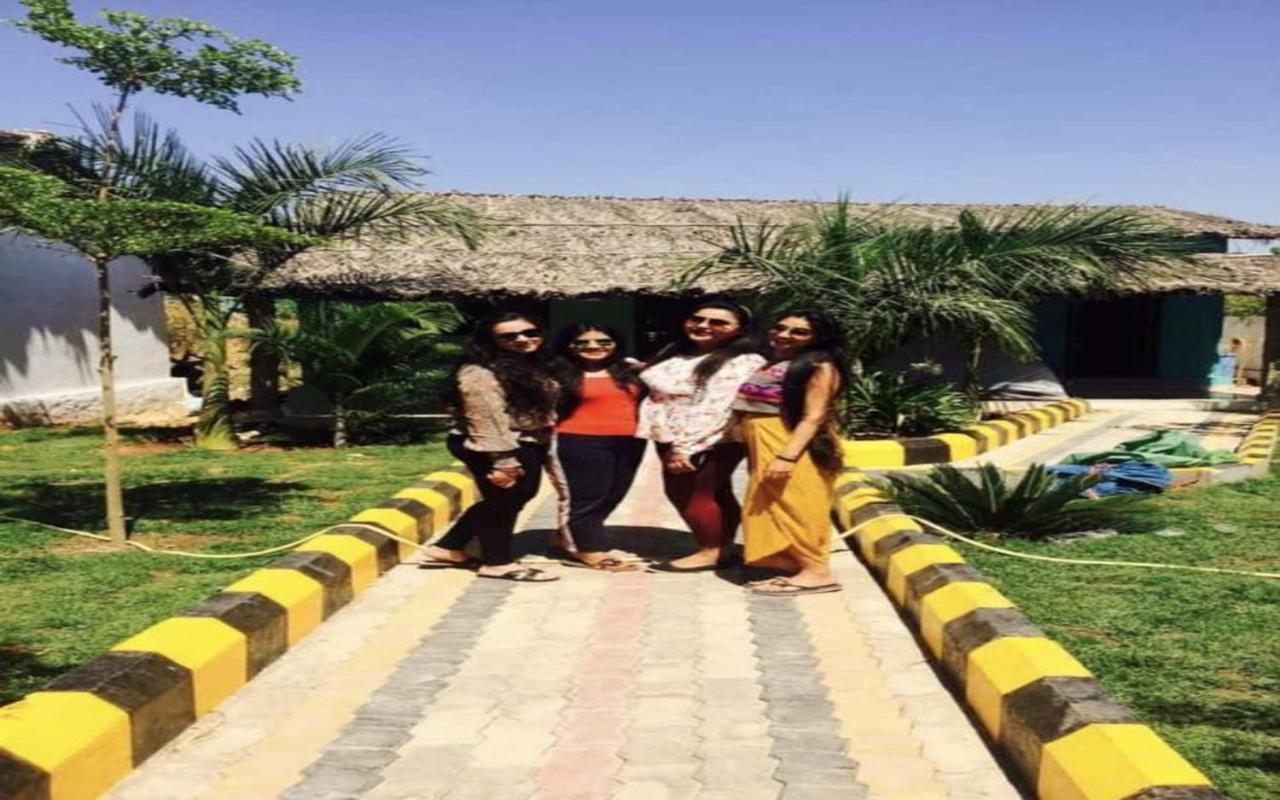 Hotel Megha Resort Hampi Zewnętrze zdjęcie
