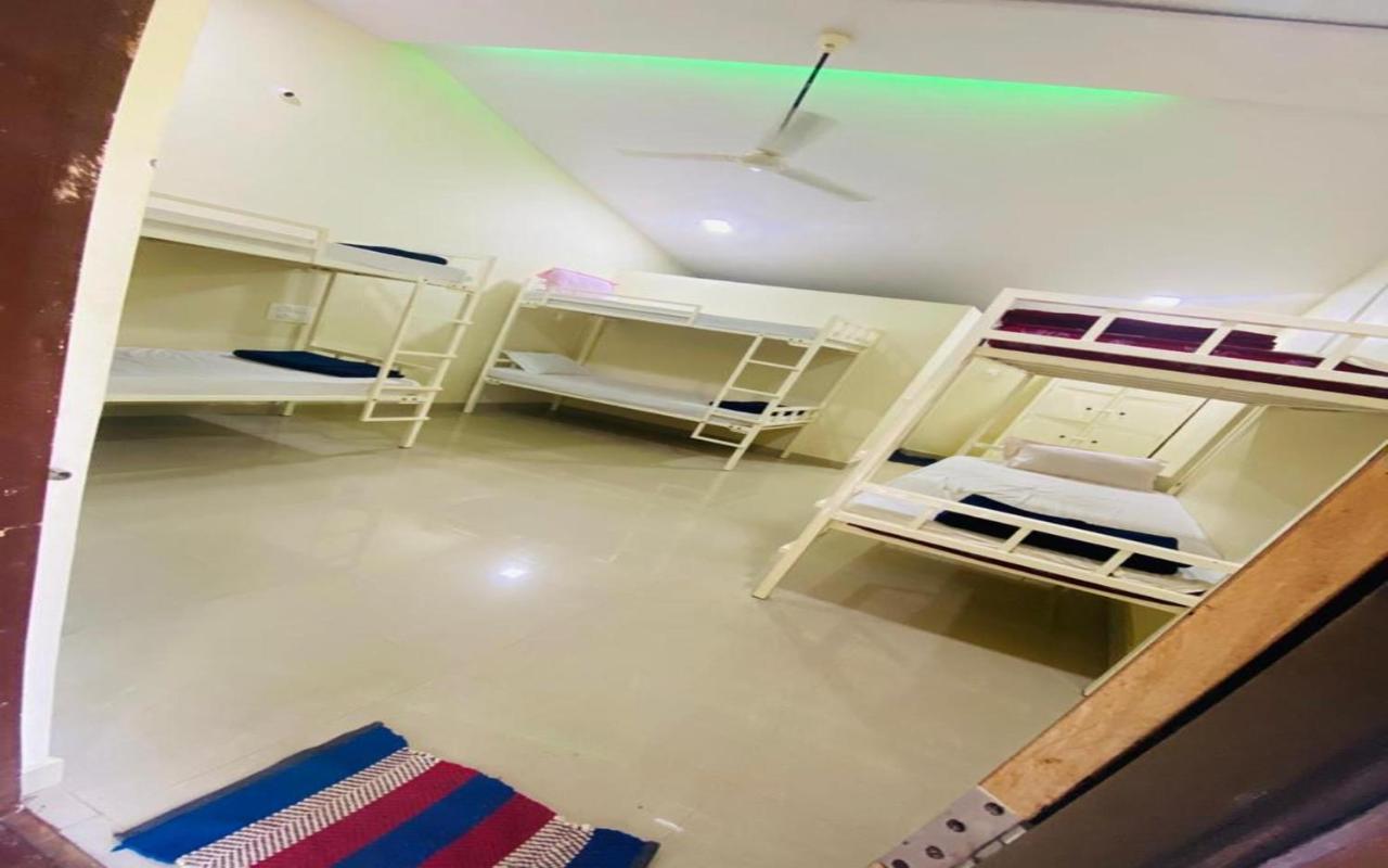 Hotel Megha Resort Hampi Zewnętrze zdjęcie