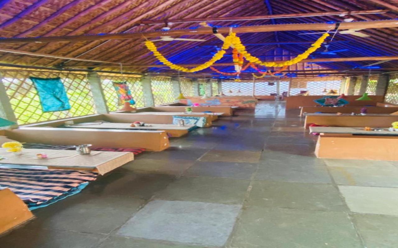 Hotel Megha Resort Hampi Zewnętrze zdjęcie