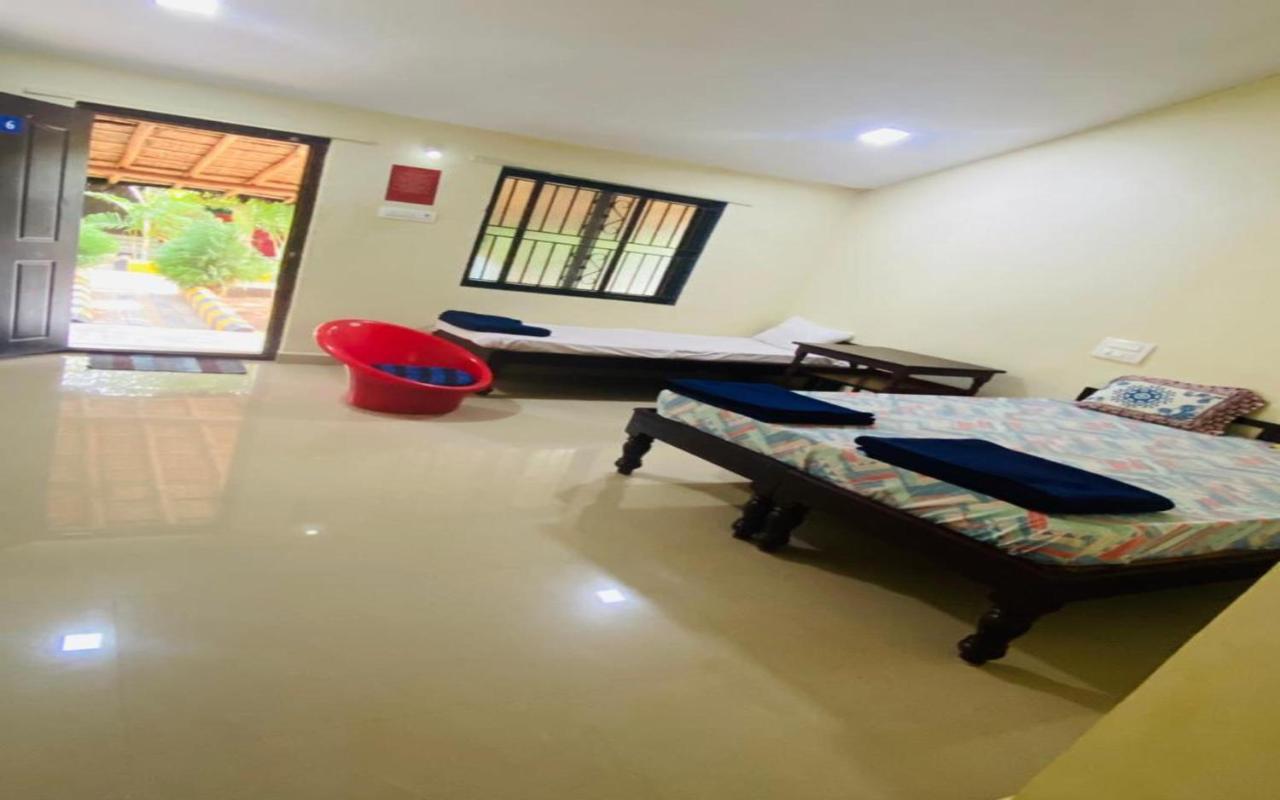 Hotel Megha Resort Hampi Zewnętrze zdjęcie